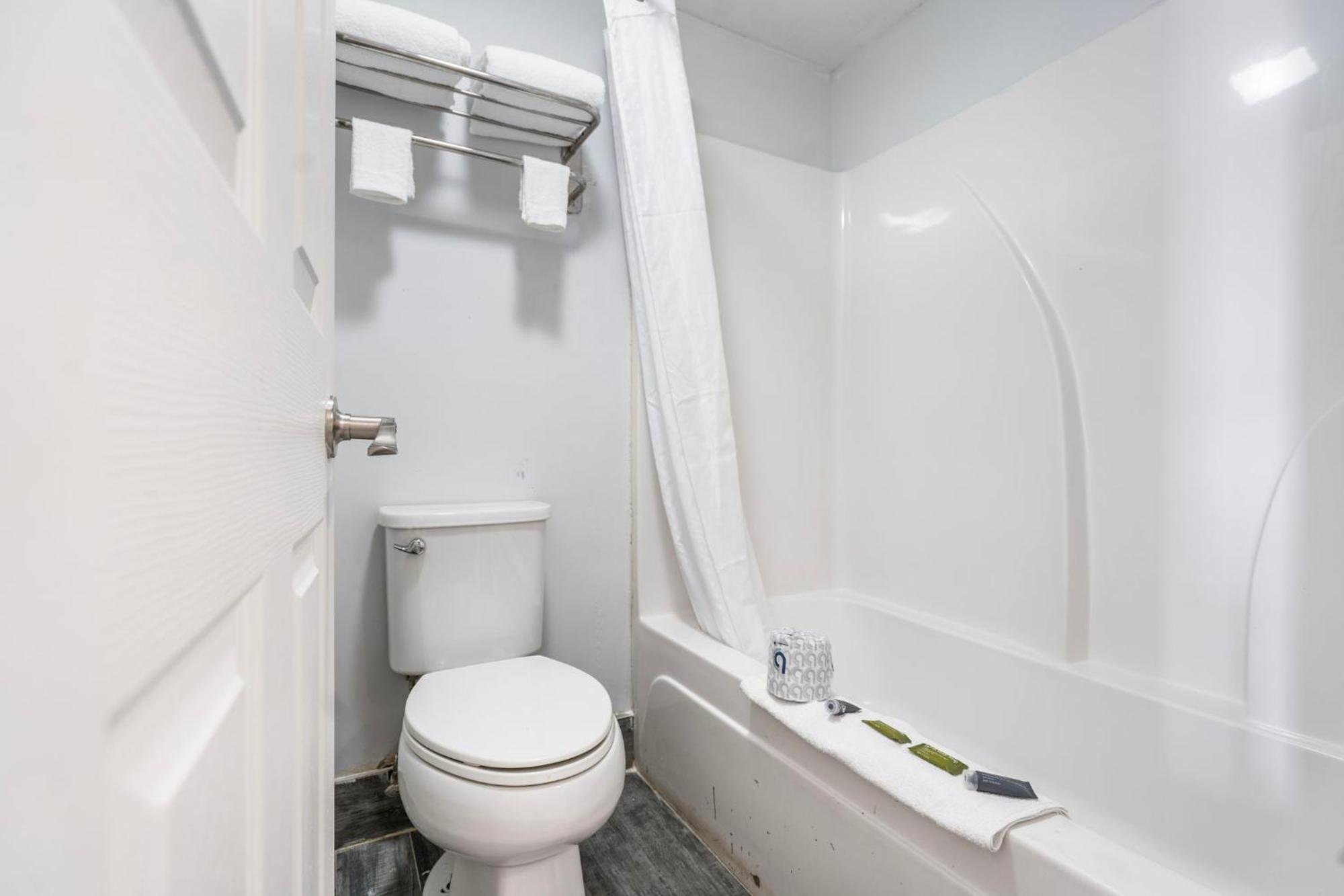 Budgetel Inns & Suites Augusta Downtown 706-945-1238 Ngoại thất bức ảnh